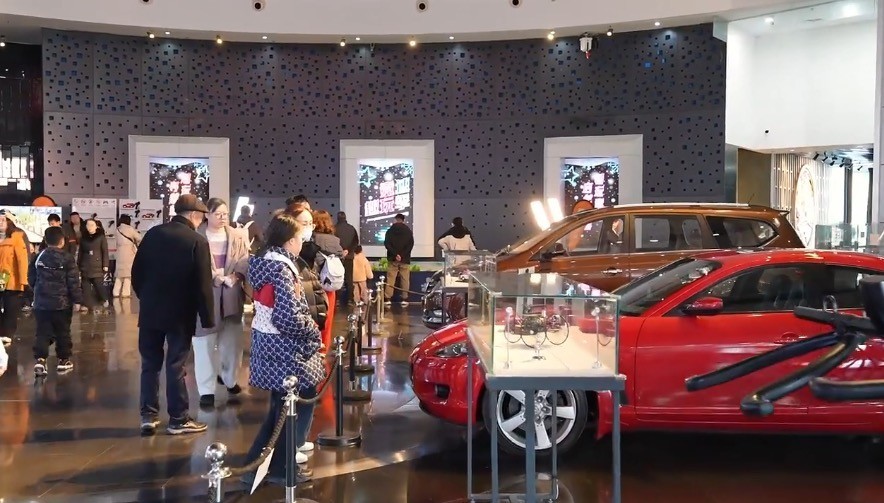汽博春節(jié)活動(dòng)圓滿收官 玩劇本游、賞馬年微展，傳統(tǒng)文化與現(xiàn)代體驗(yàn)完美交融